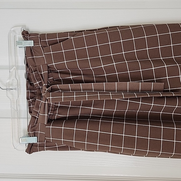Brown Checkered Work Pants Size M - Picture 2 of 4